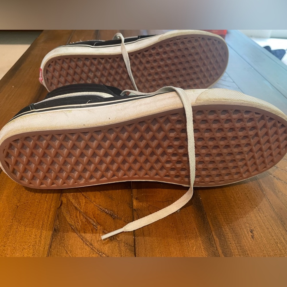 VANS Sk8-Hi Shoe - Picture 4 of 8